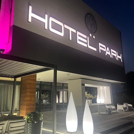 Hotel Park Opoczno Ngoại thất bức ảnh