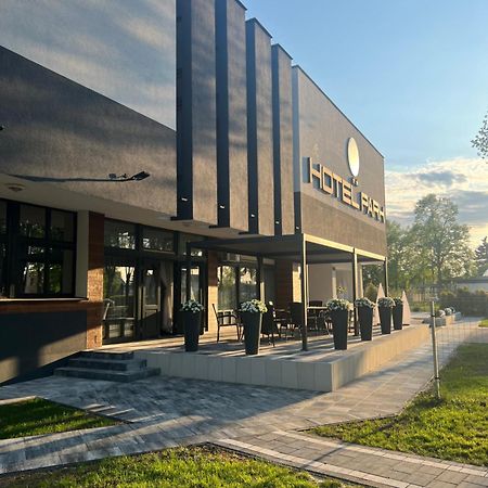 Hotel Park Opoczno Ngoại thất bức ảnh