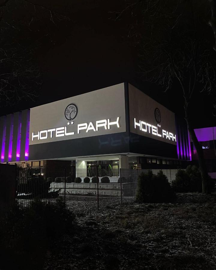 Hotel Park Opoczno Ngoại thất bức ảnh