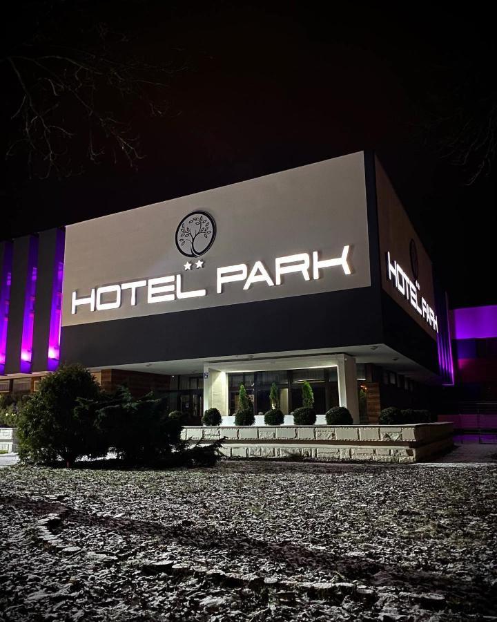 Hotel Park Opoczno Ngoại thất bức ảnh