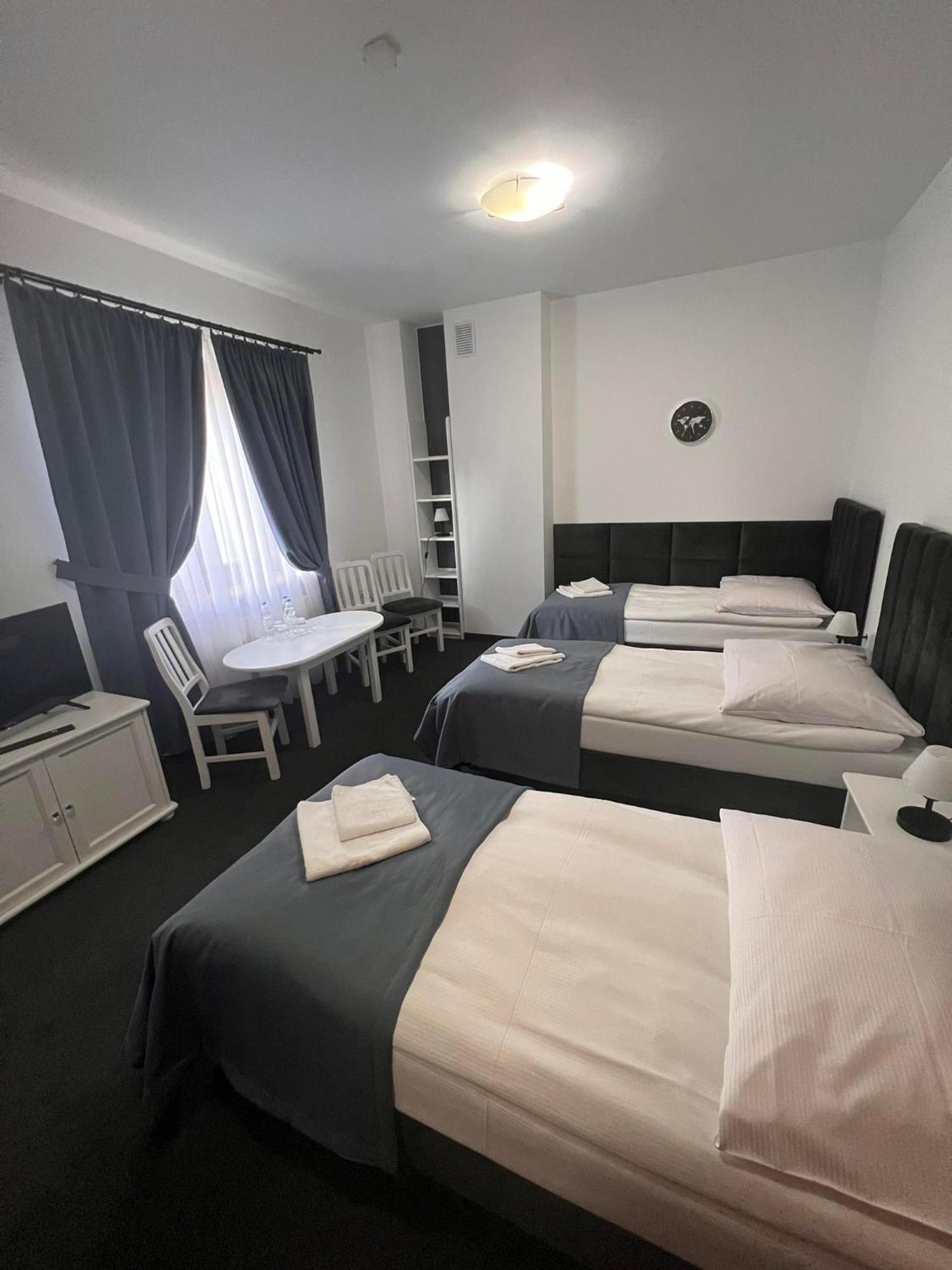 Hotel Park Opoczno Ngoại thất bức ảnh